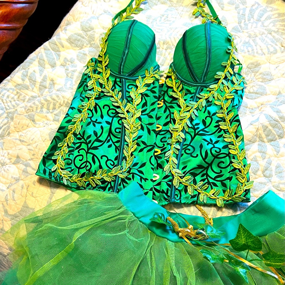 Poison Ivy Corset Costume